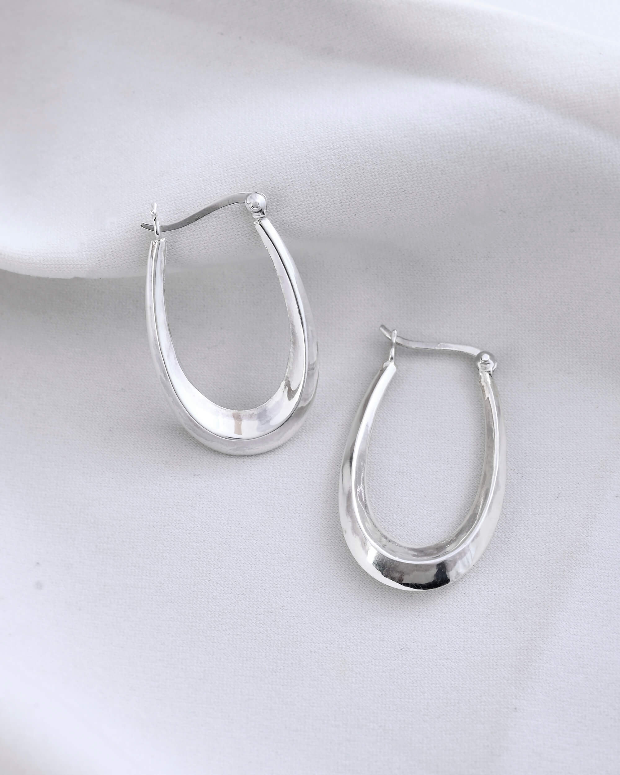 Aura Hoops