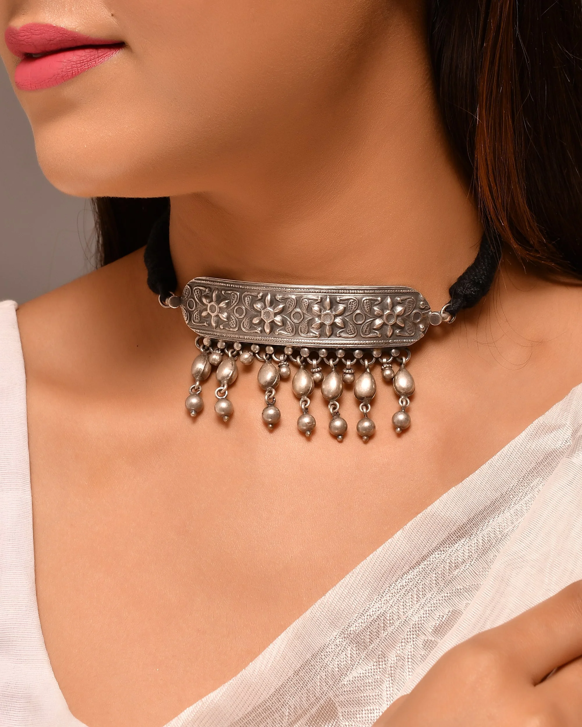 Bhaav silver necklace - Image 2