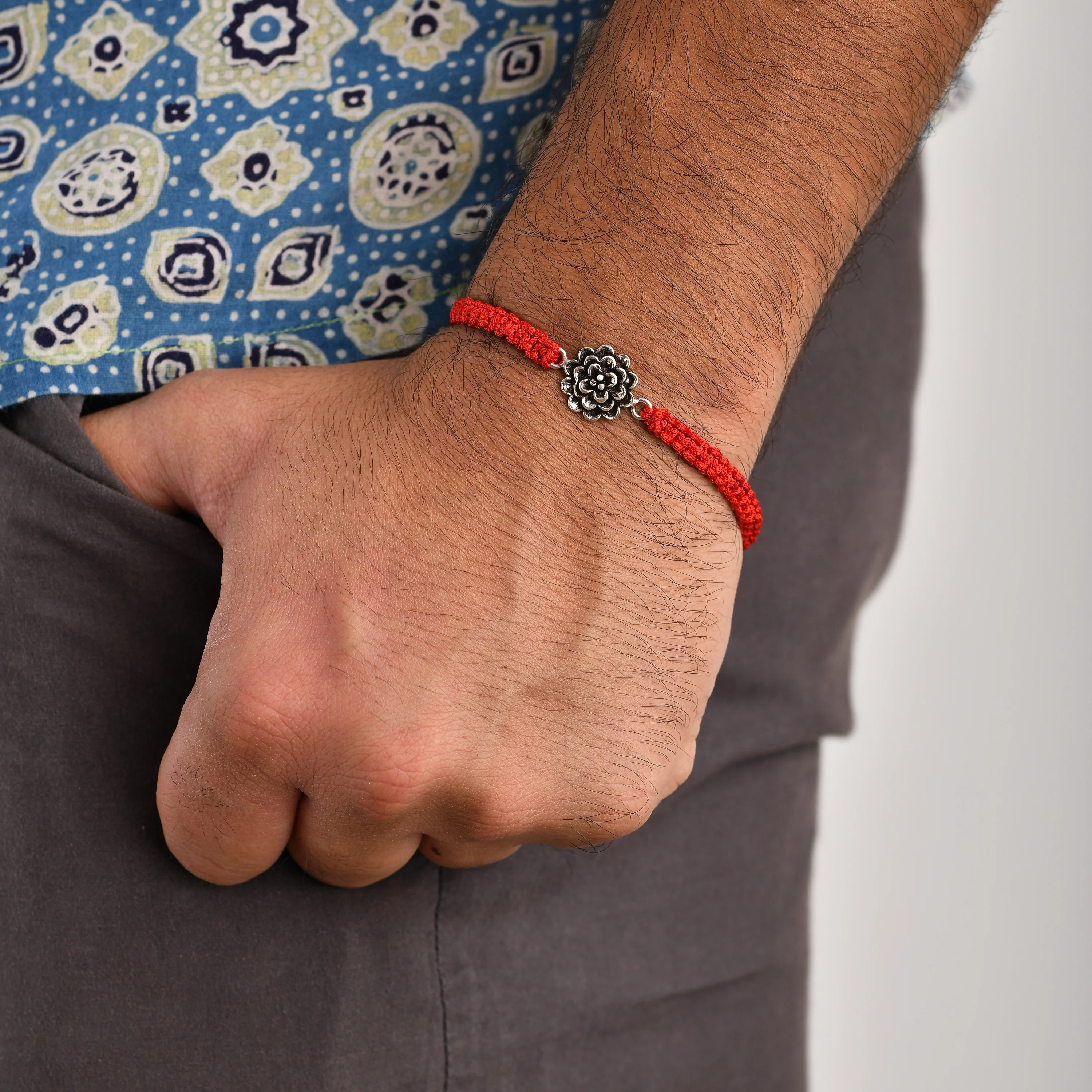 Blooming Floral Rakhi - Image 2