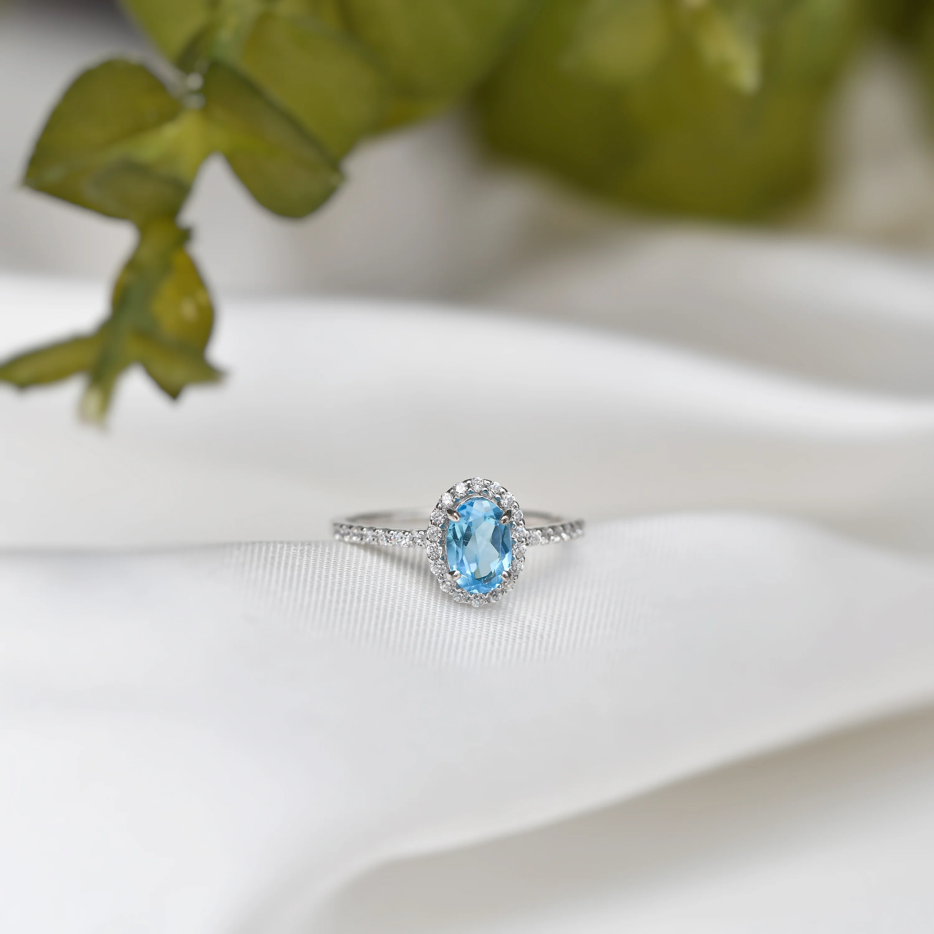 Blue Topaz Ring - Image 4