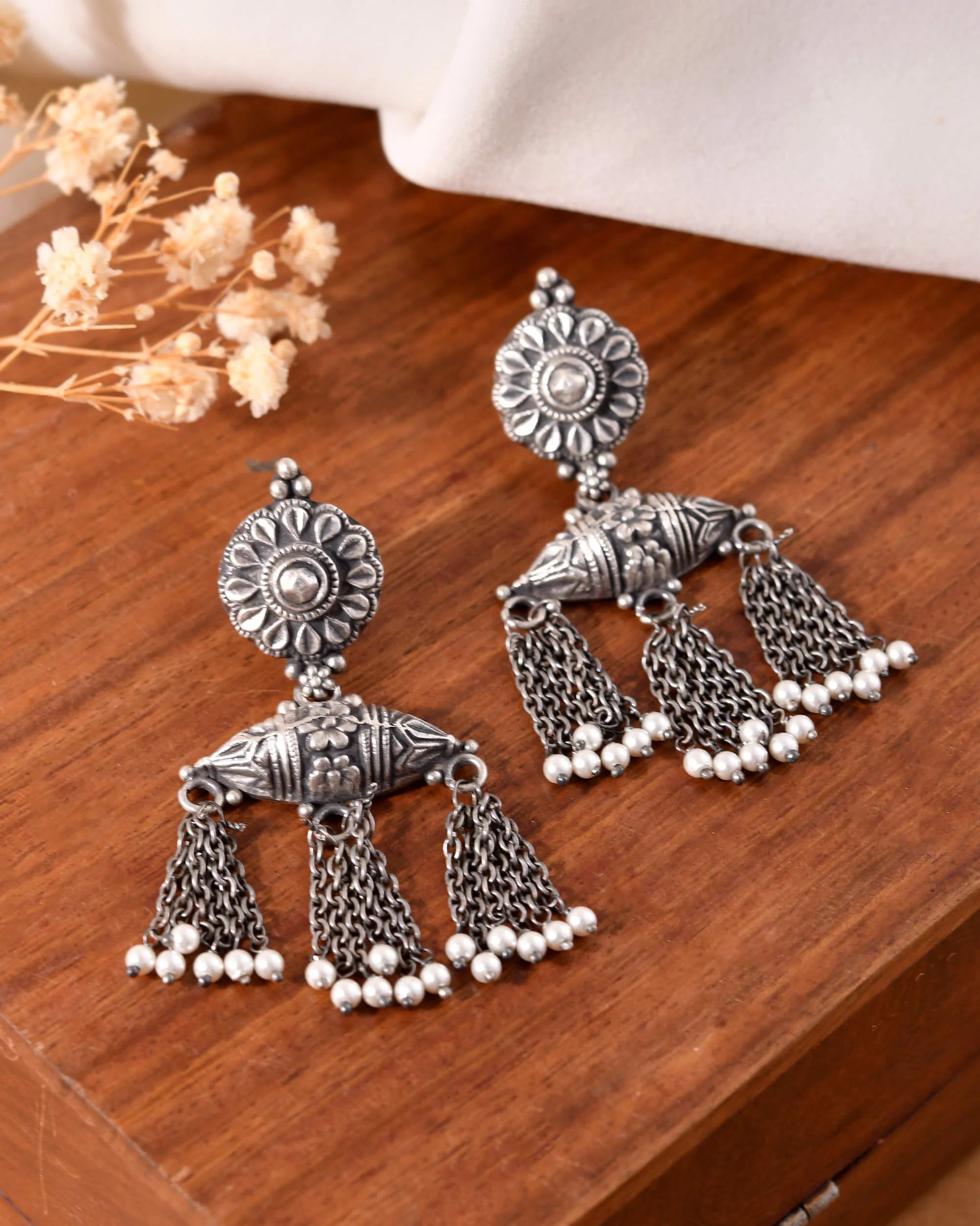 Dhwani Haar Silver Jhumki Earrings - Image 2