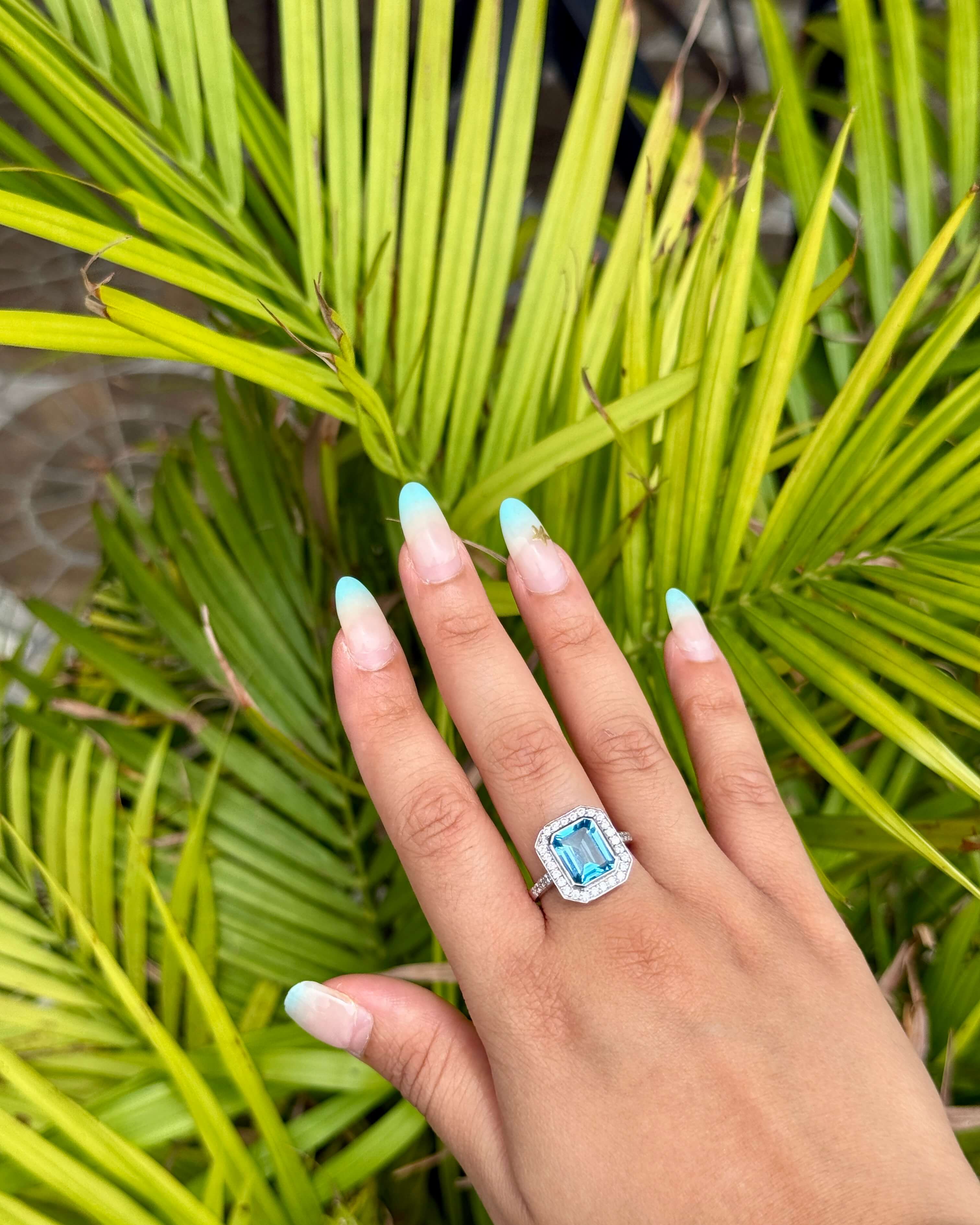 Emerald cut BT silver ring - Image 2