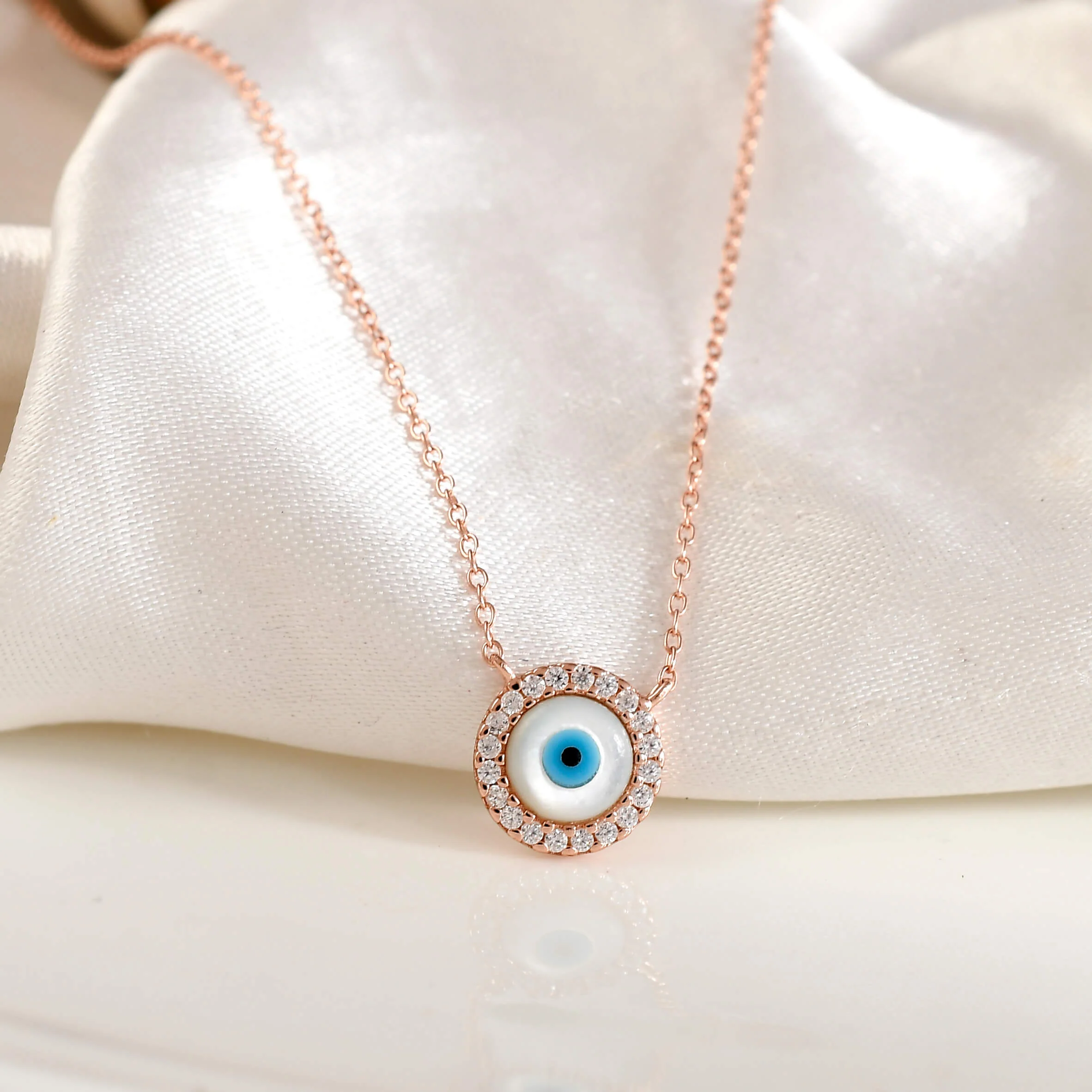 Evil eye round necklace - Image 2