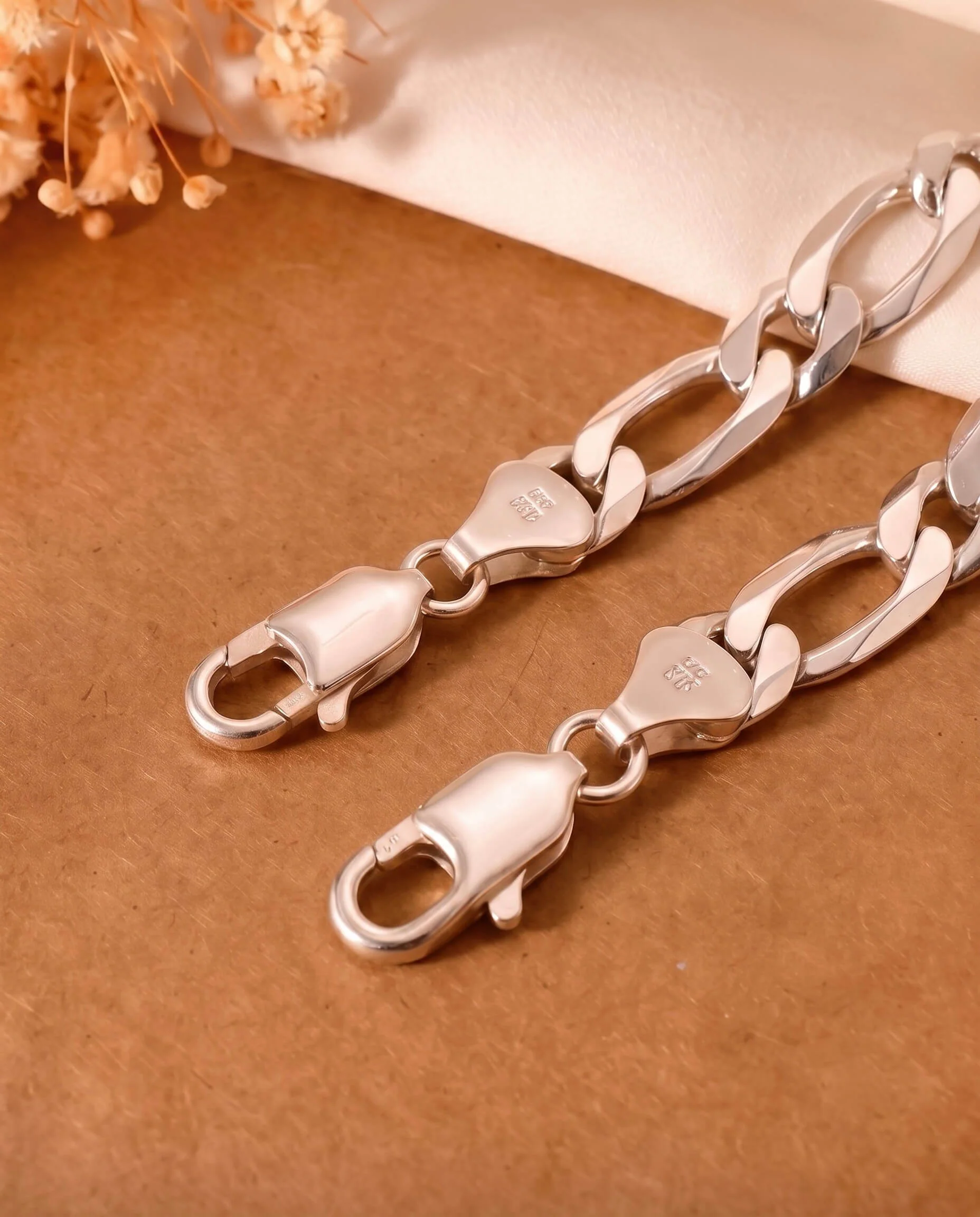 Figaro Mens Silver Bracelet - Image 5