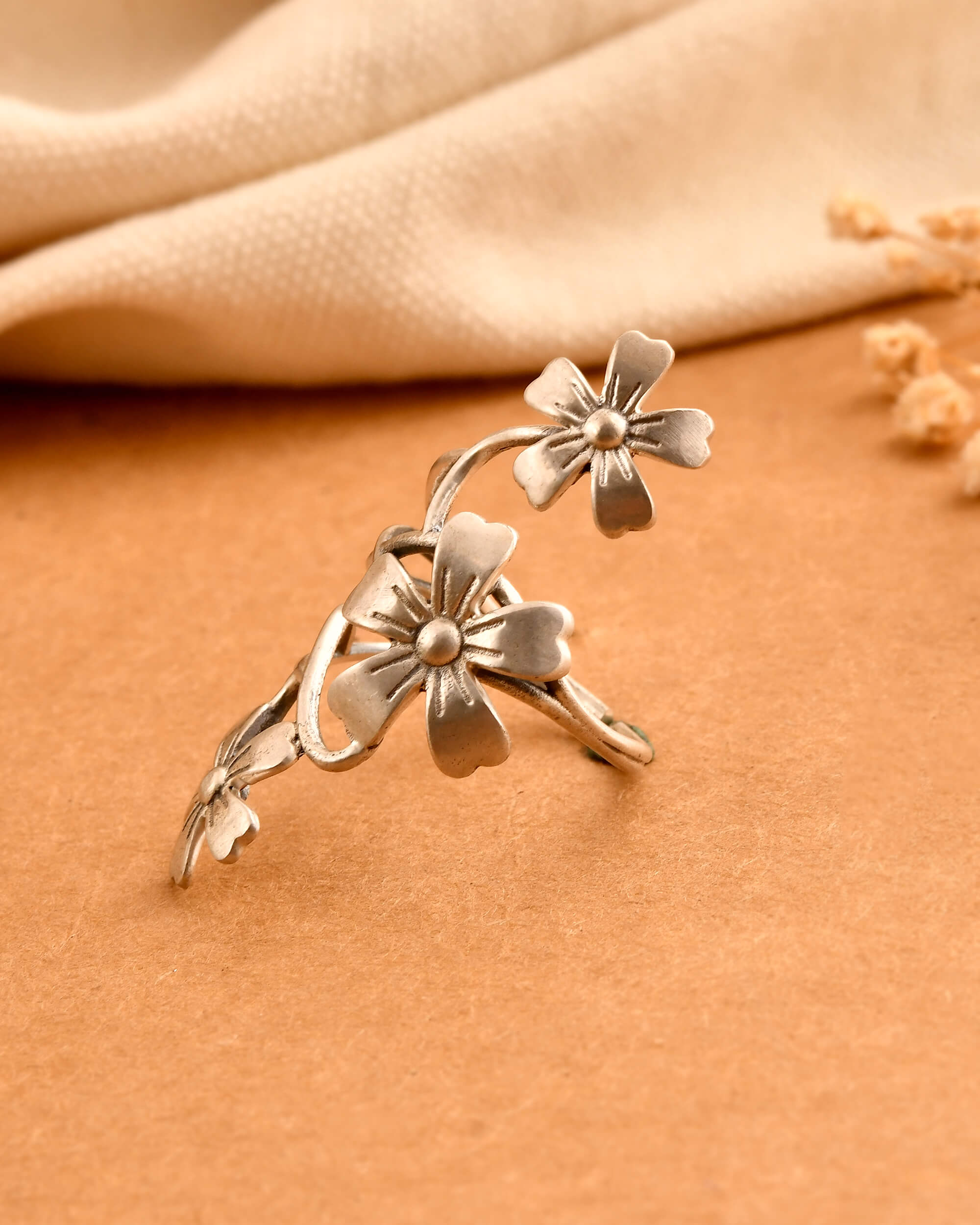 Gulika Twist Silver Ring - Image 3