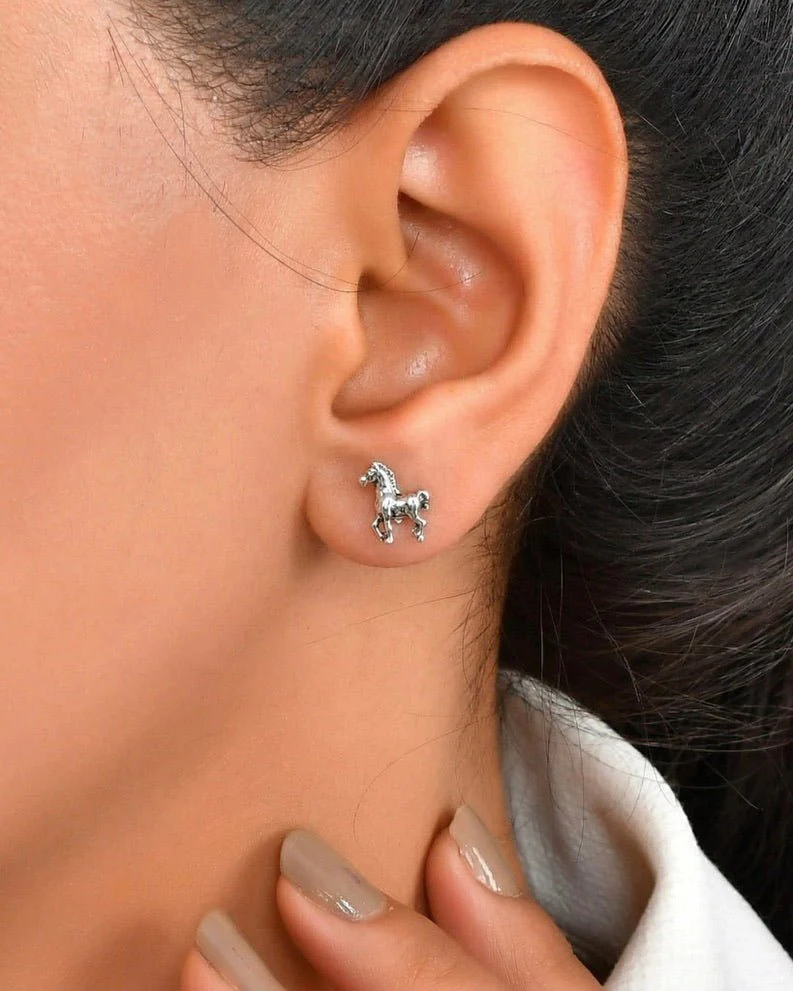 Hawa Hawai Silver Studs - Image 2
