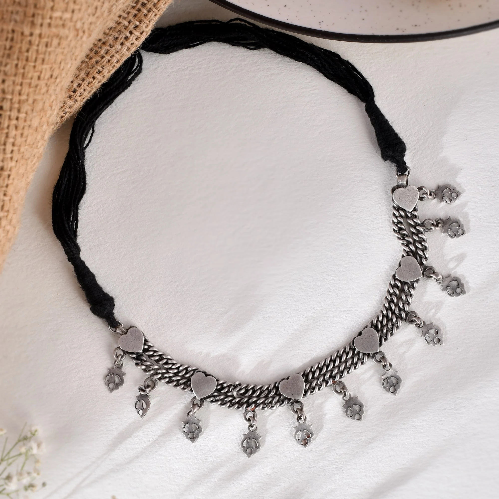 Heart Silver line choker Necklace - Image 2
