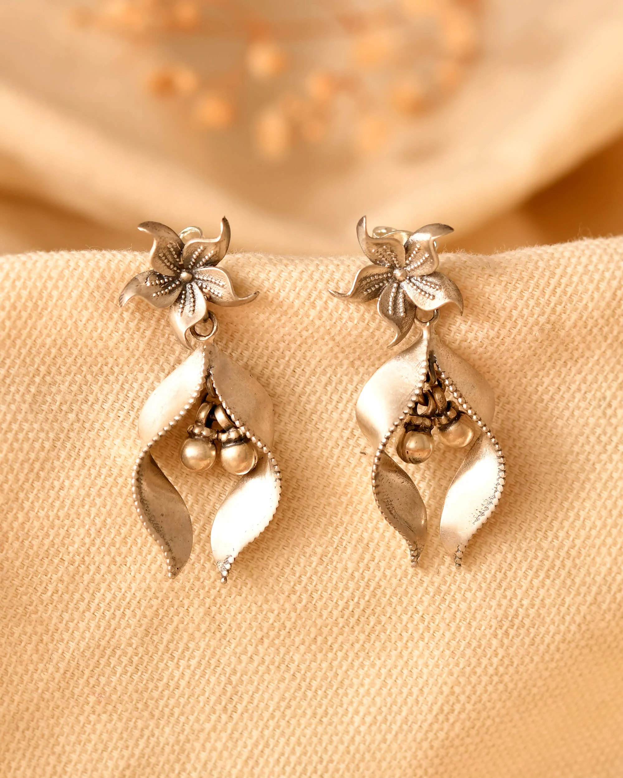 Kamini silver earrings - Image 3