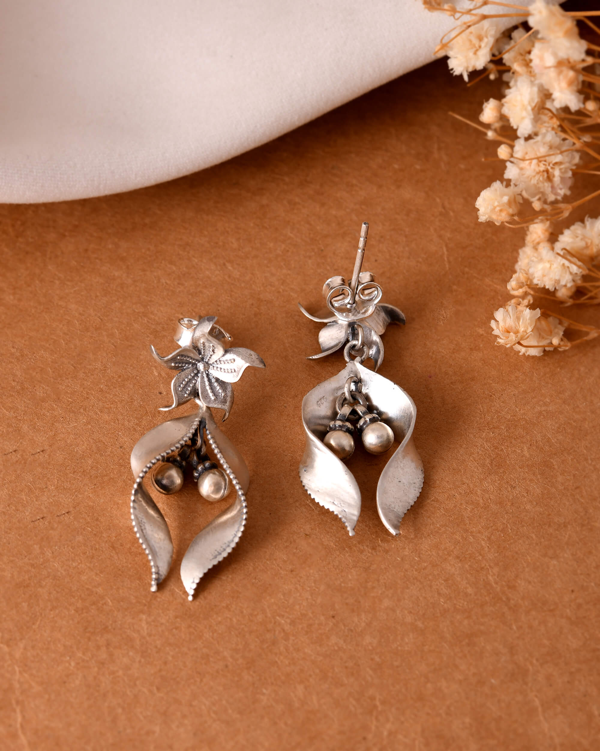 Kamini silver earrings - Image 4