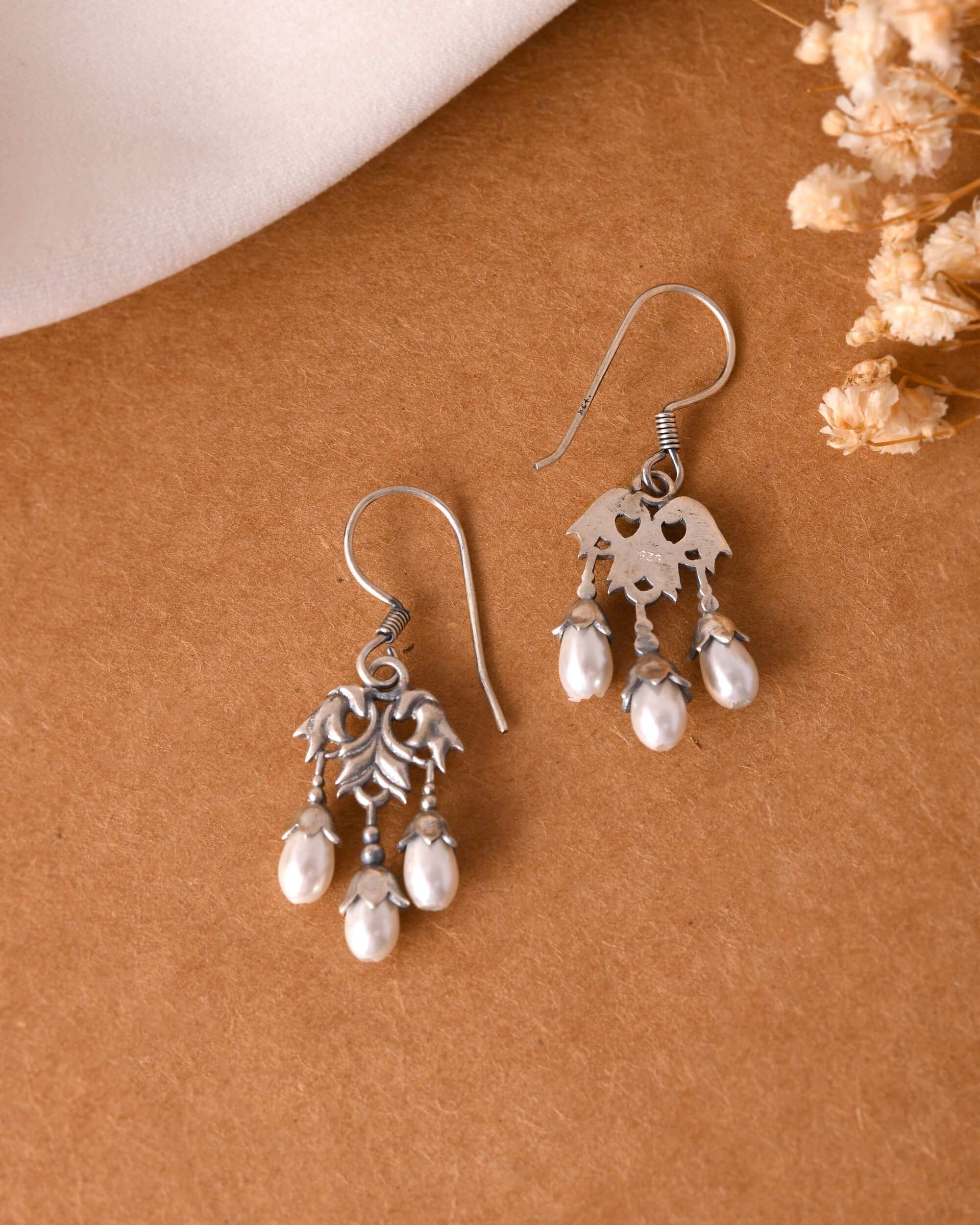 Kanika silver earrings - Image 4