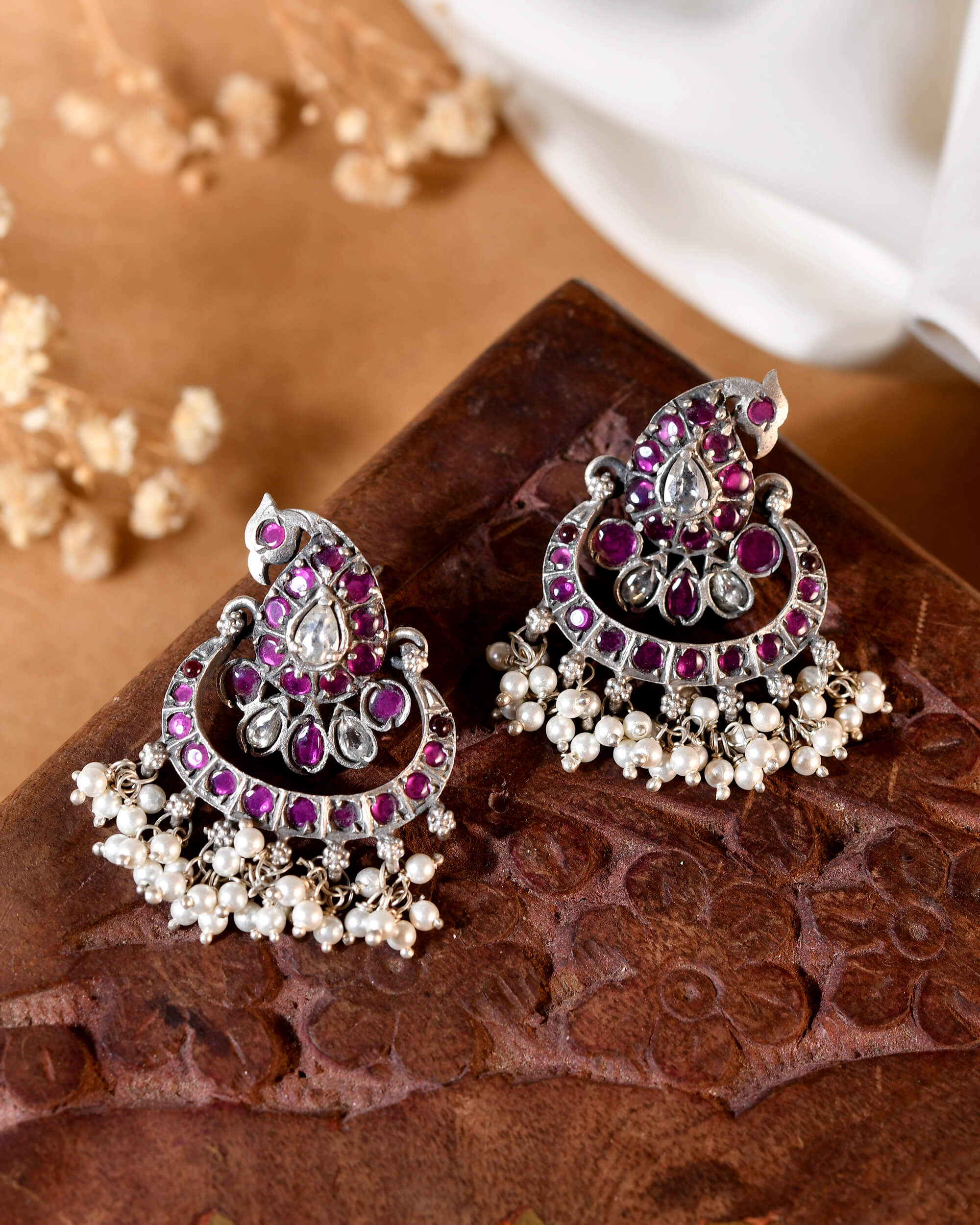 Laal Cut stone Silver Earrings - Image 2