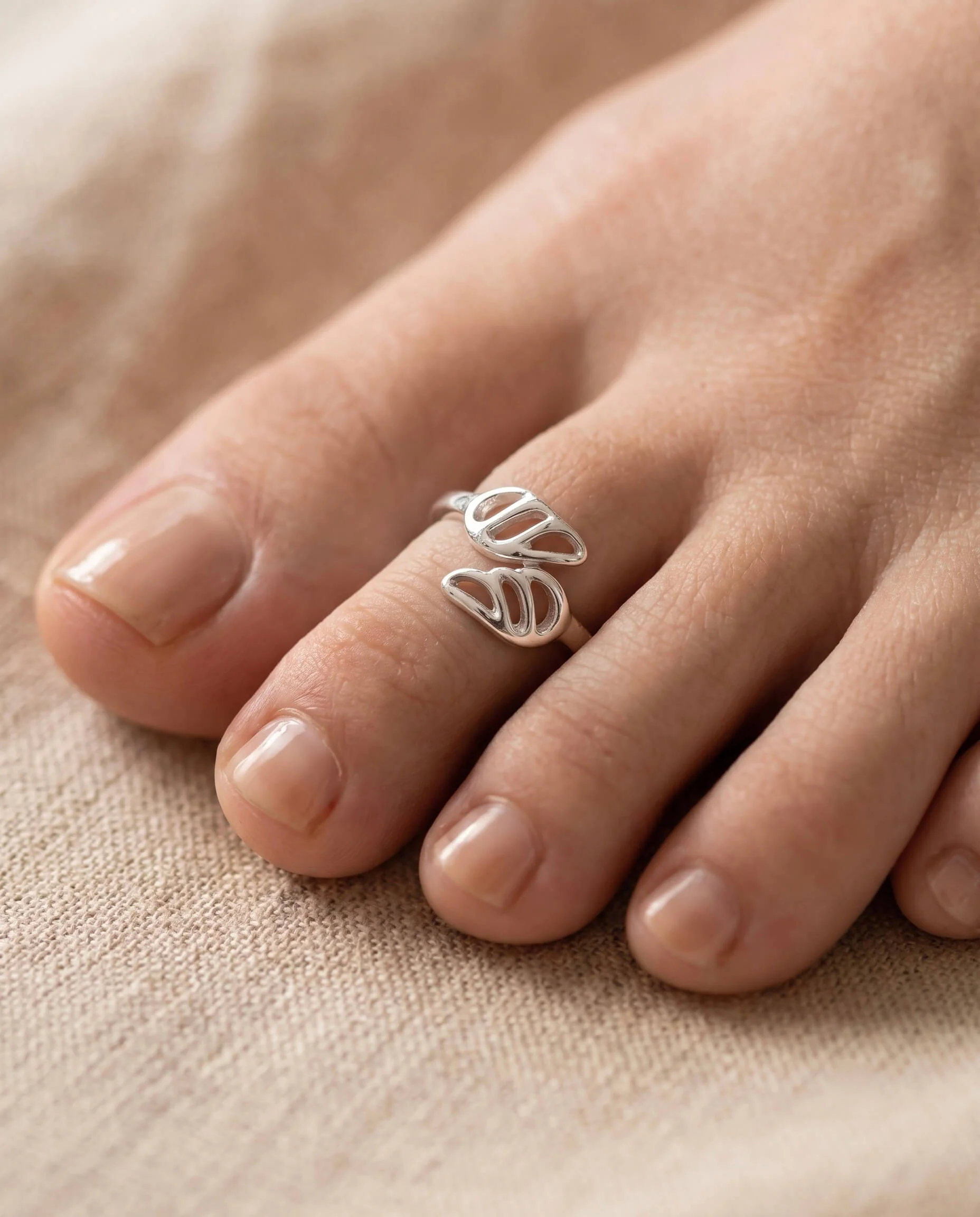 Leaf Silver Toe Ring - Image 2