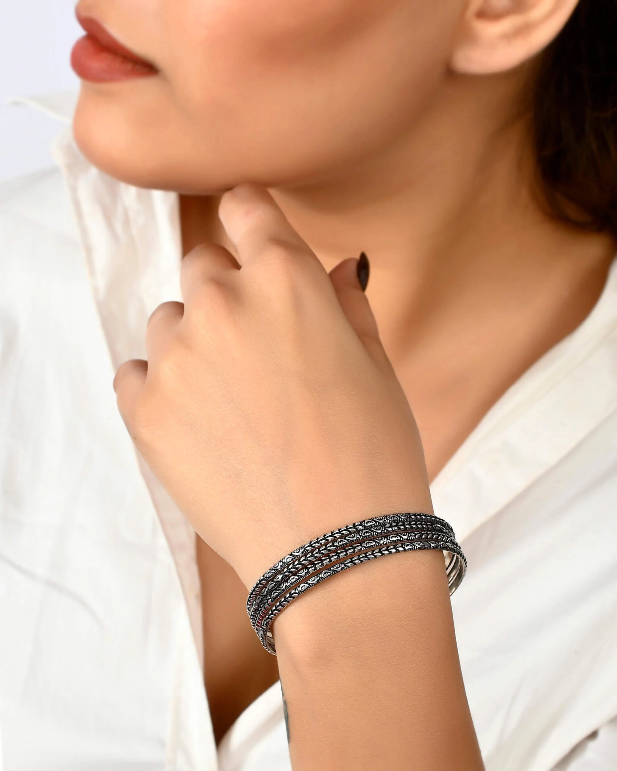 Light Weight Silver chudi - Image 2
