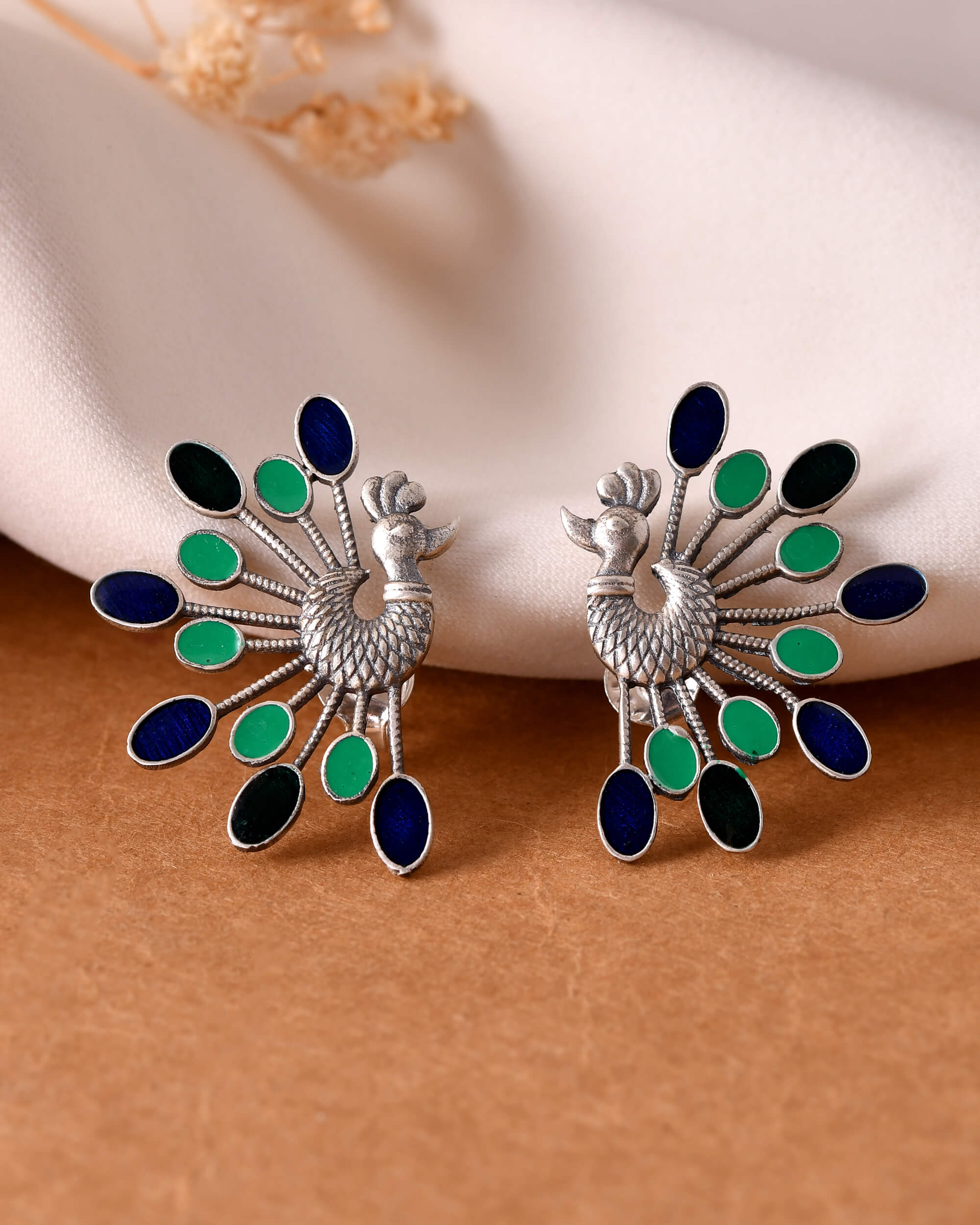 Mayoor enamel silver studs