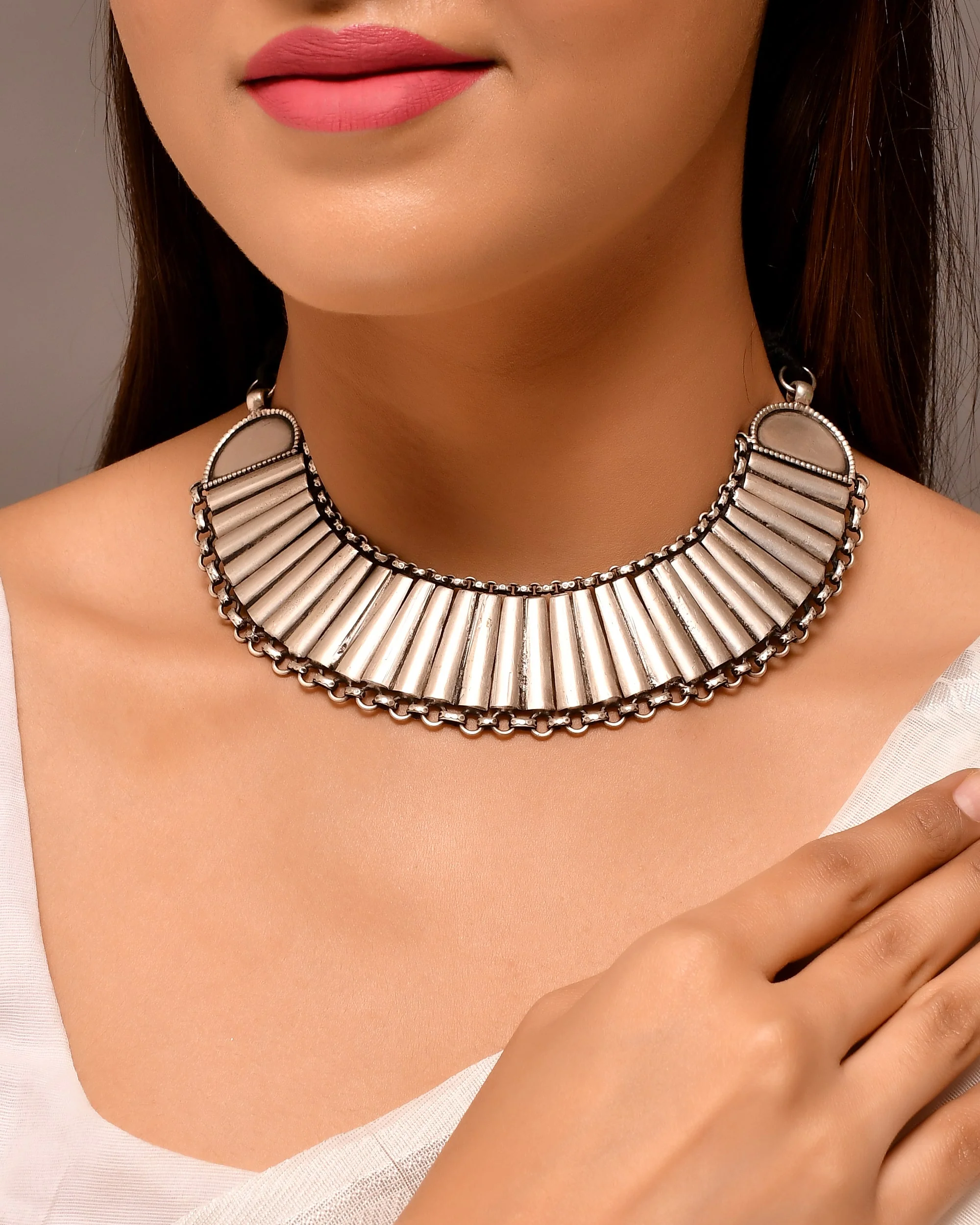 Mirai silver necklace