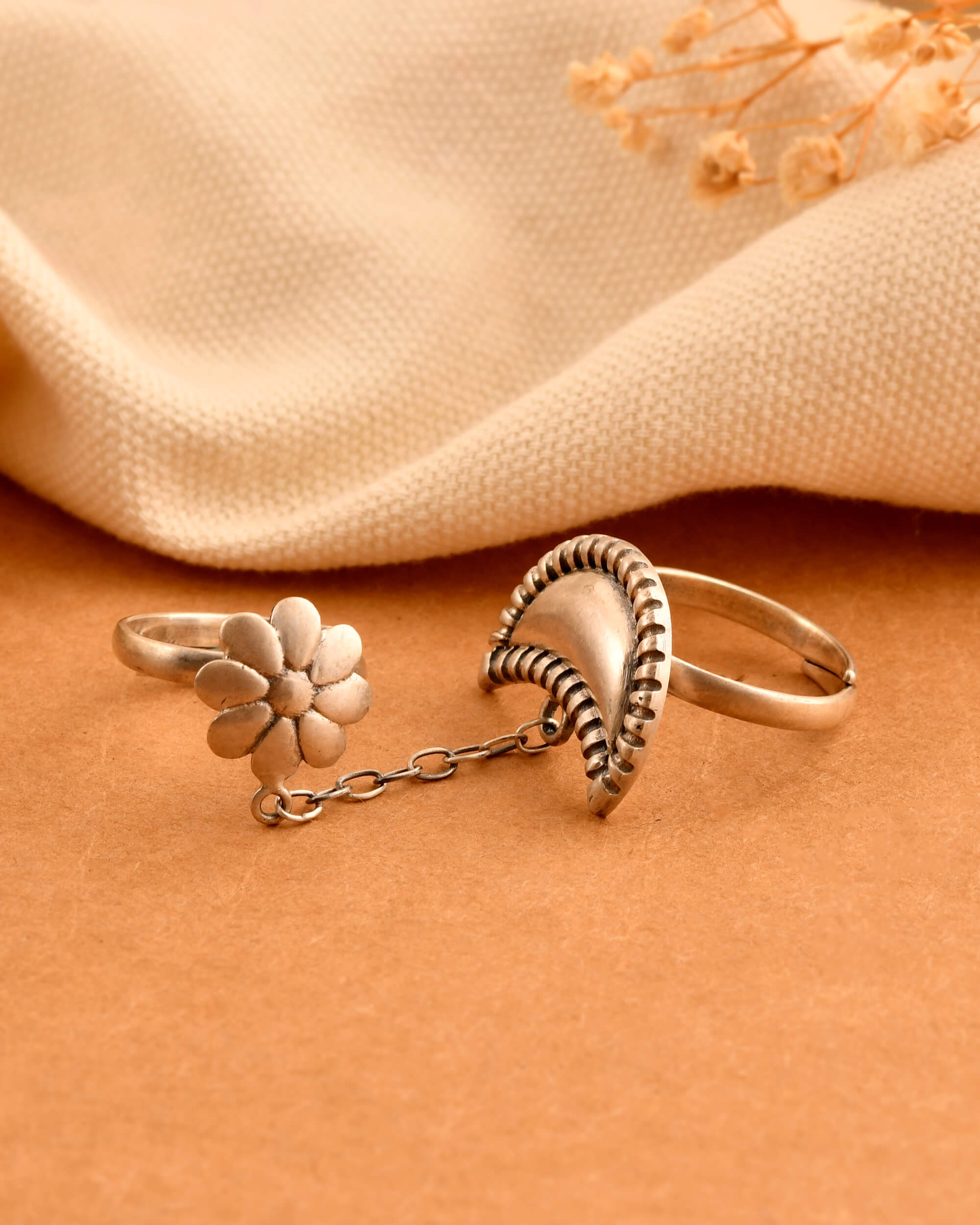 Neera Silver Ring