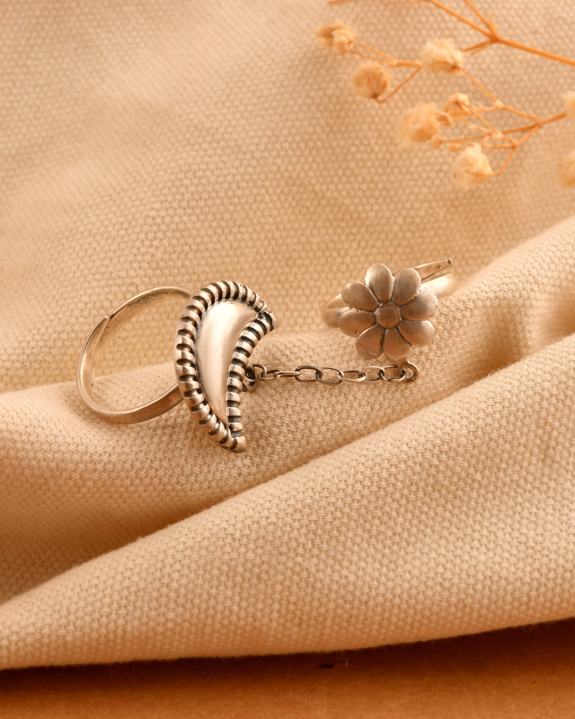 Neera Silver Ring - Image 3