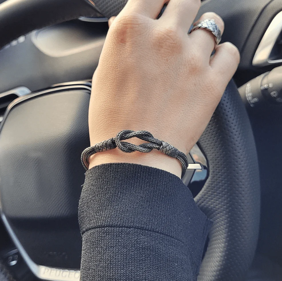 Nirvaan Braided Knot Bracelet - Image 3