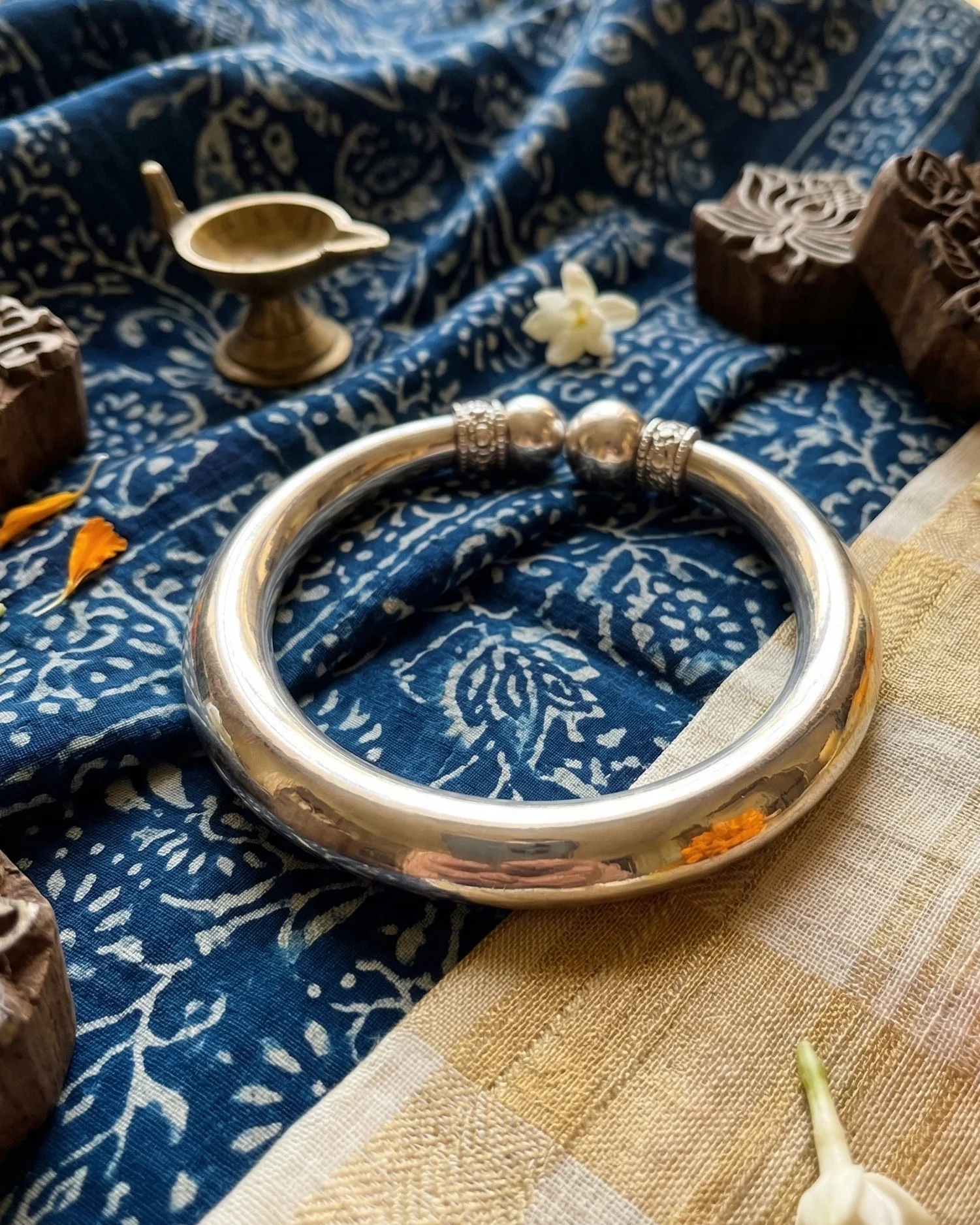 Pahadi Tribal Silver Bangle - Image 2