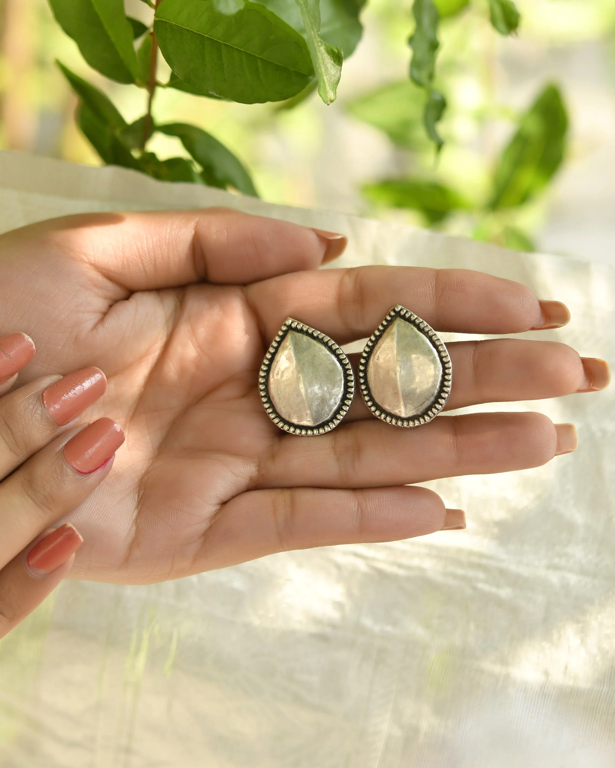 Patra silver studs - Image 4