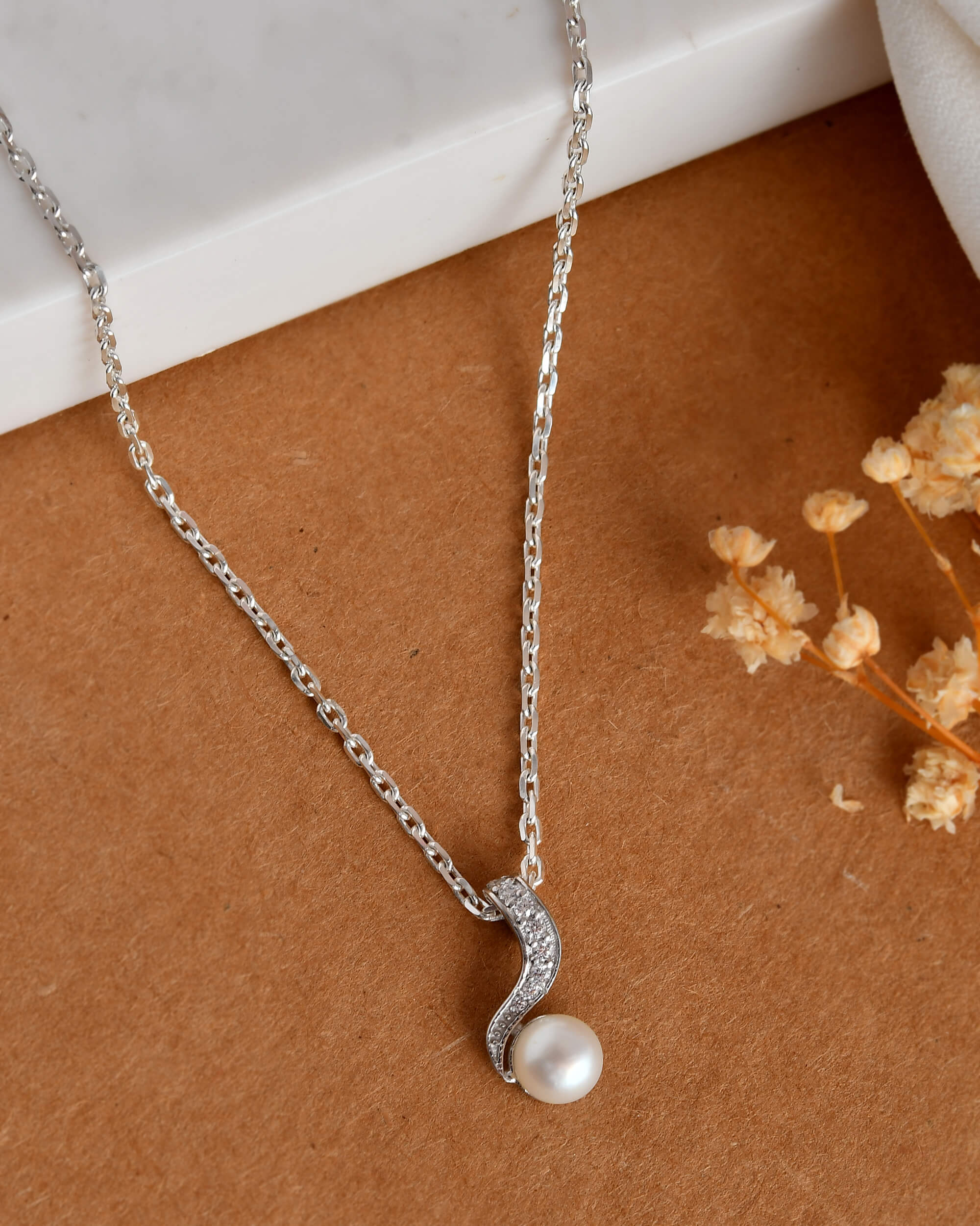 Pearl Wave Pendant - Image 3