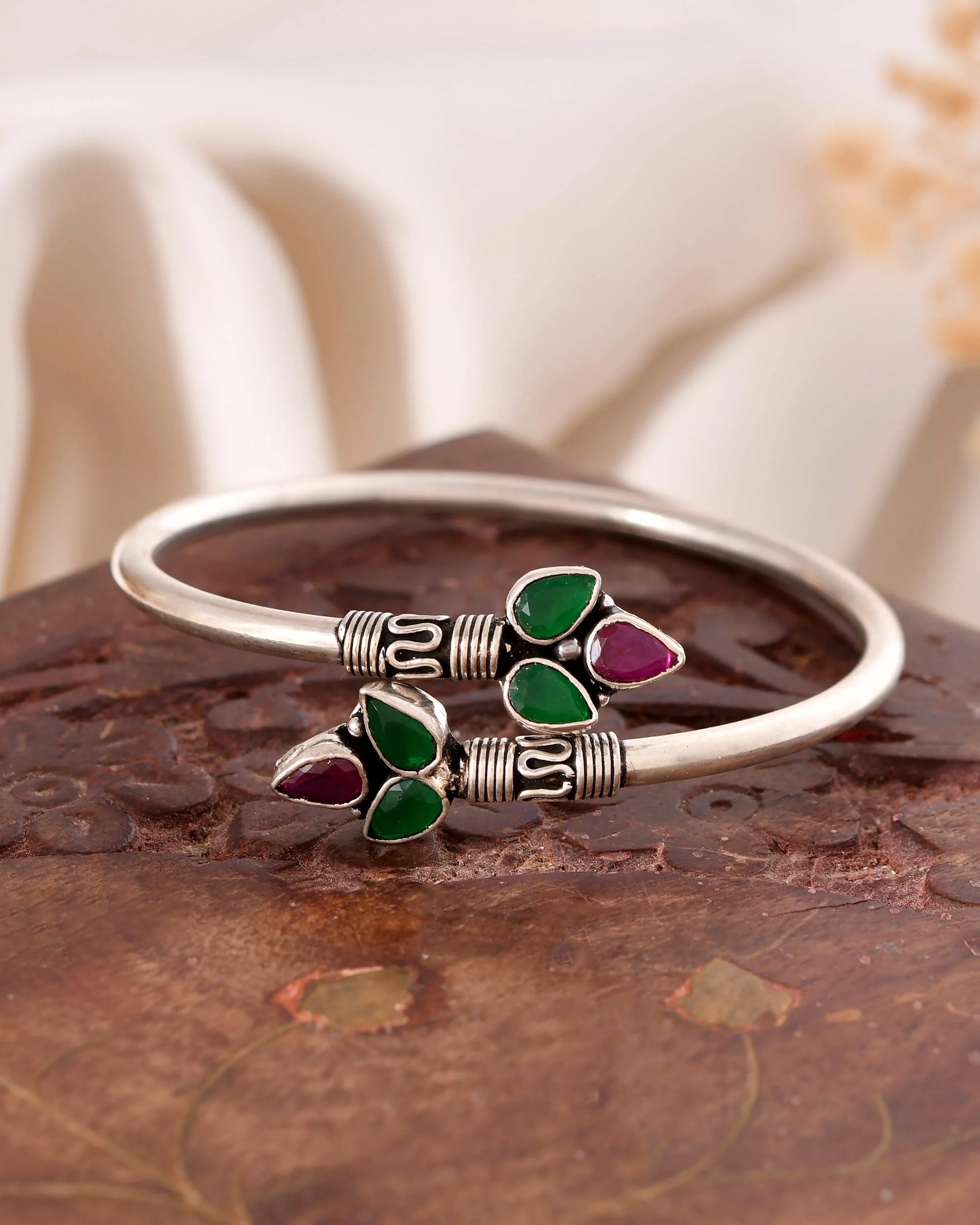 Phool Color Stone Silver Bangle - Image 2