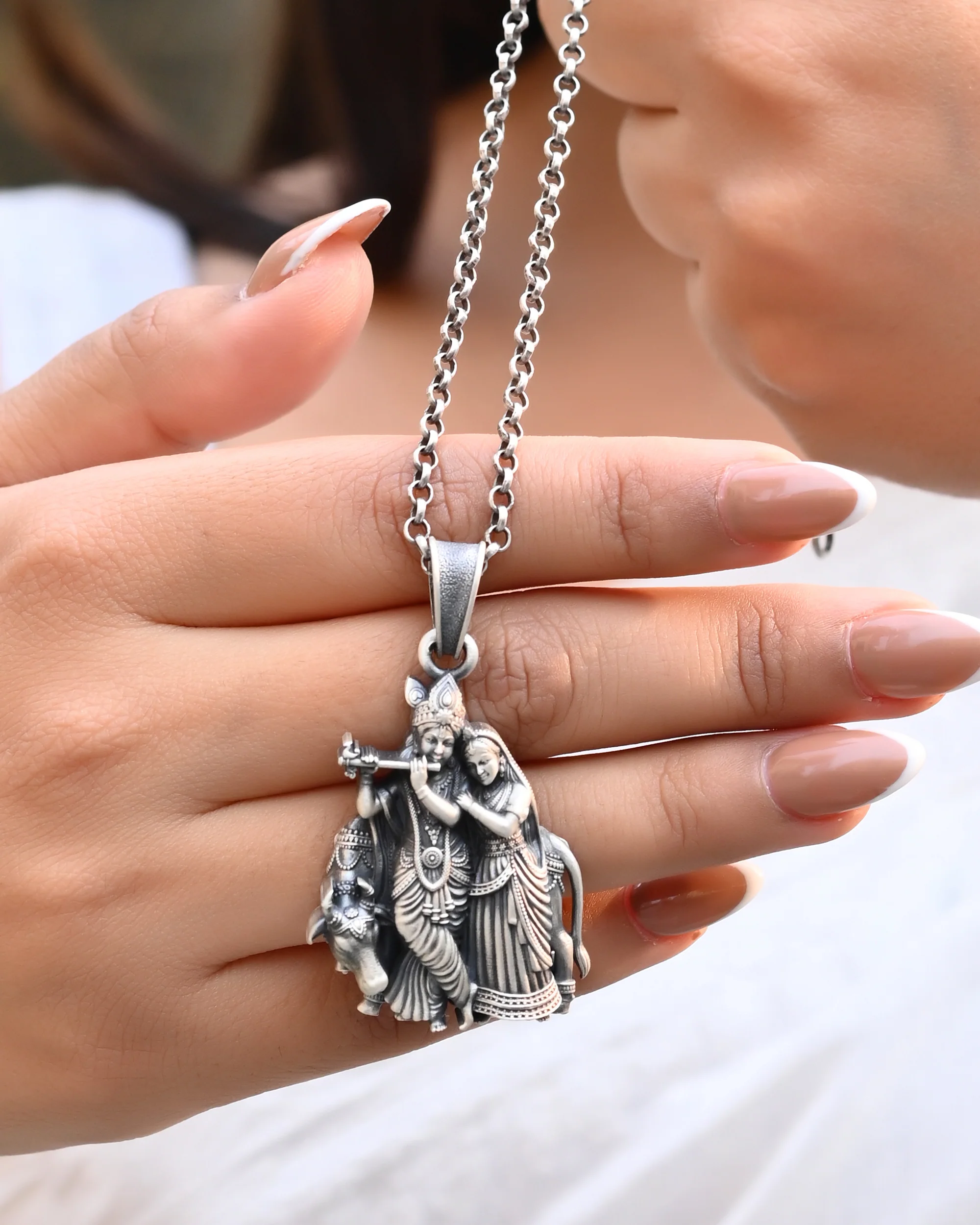 Radha Krishan Pendant - Image 3