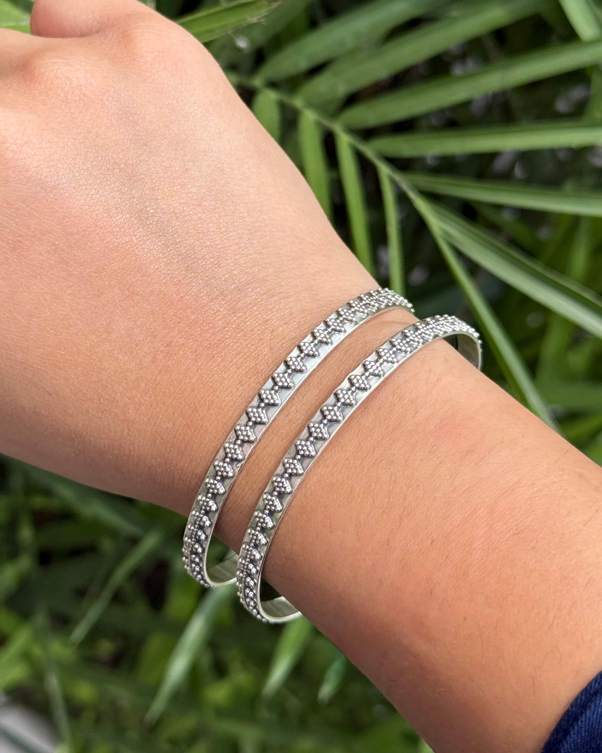 Rava Silver Bangle