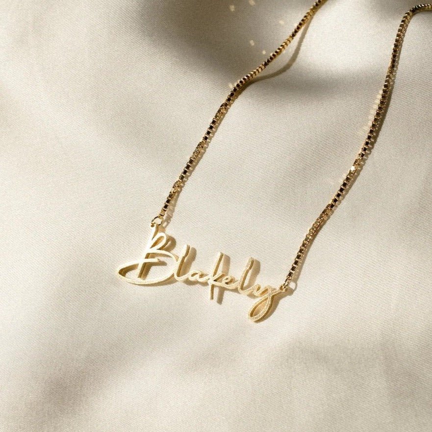 San Hans Name Necklace - Image 2