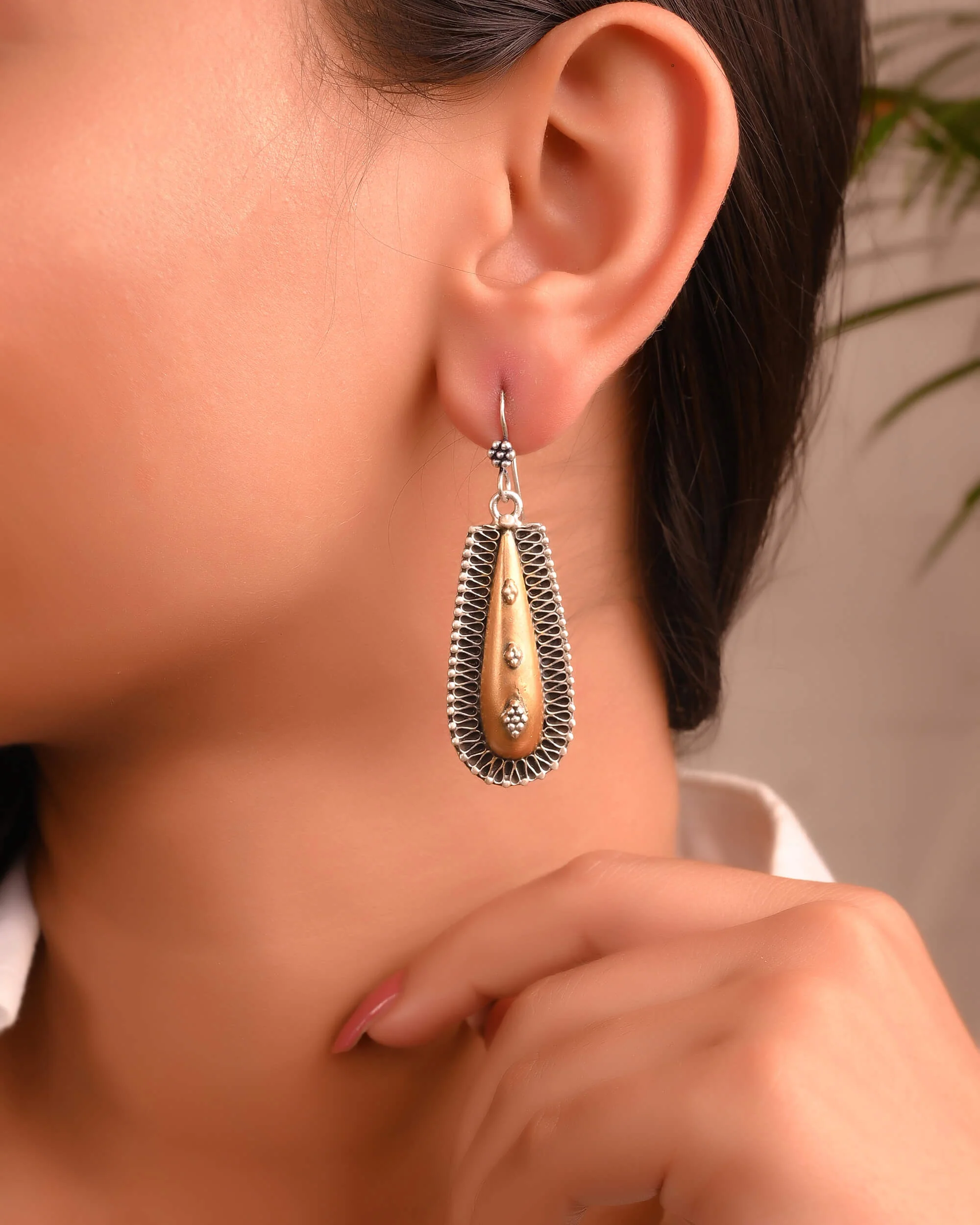 Sandhya silver earrings - Image 2