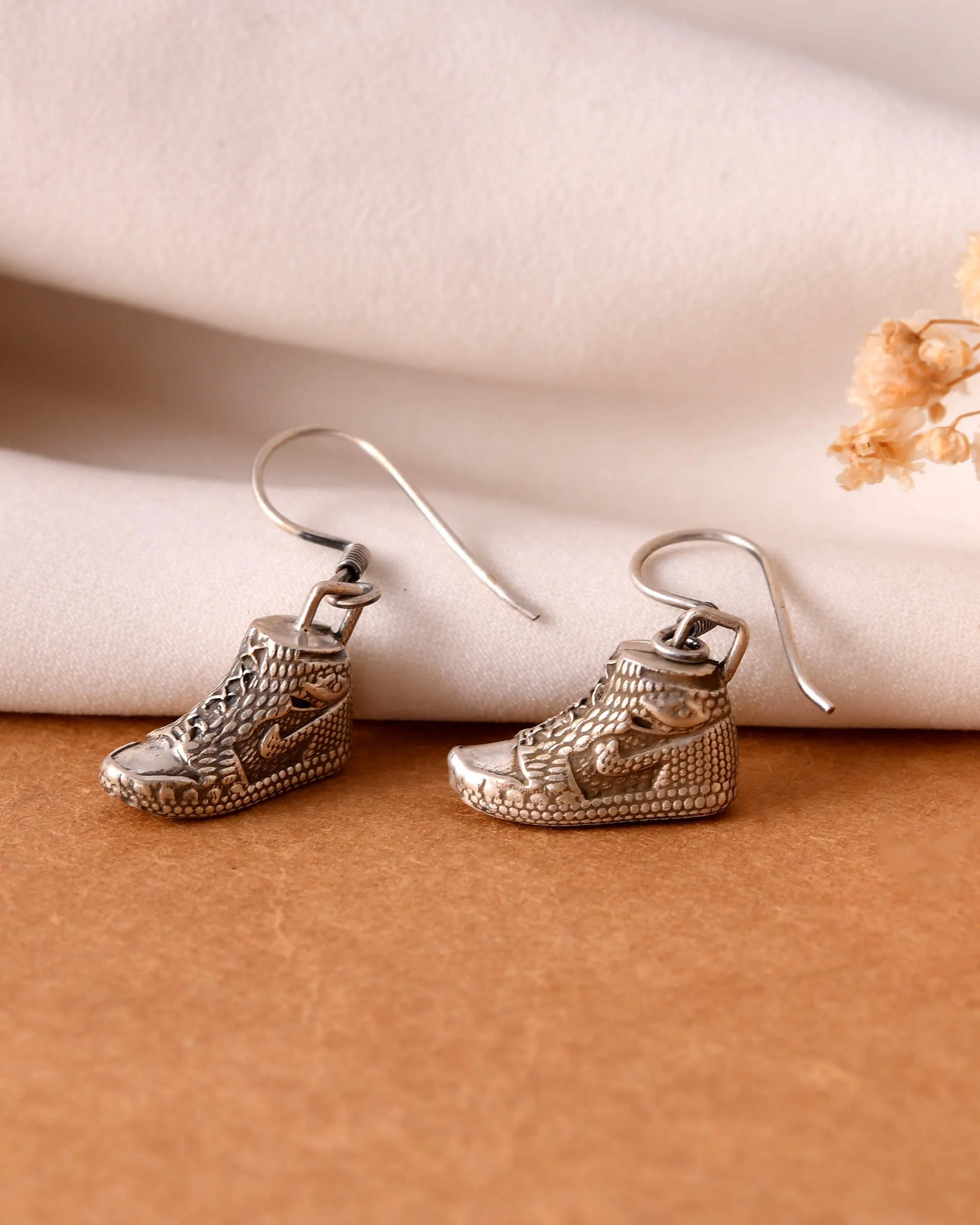 Sneaker Earring - Image 4