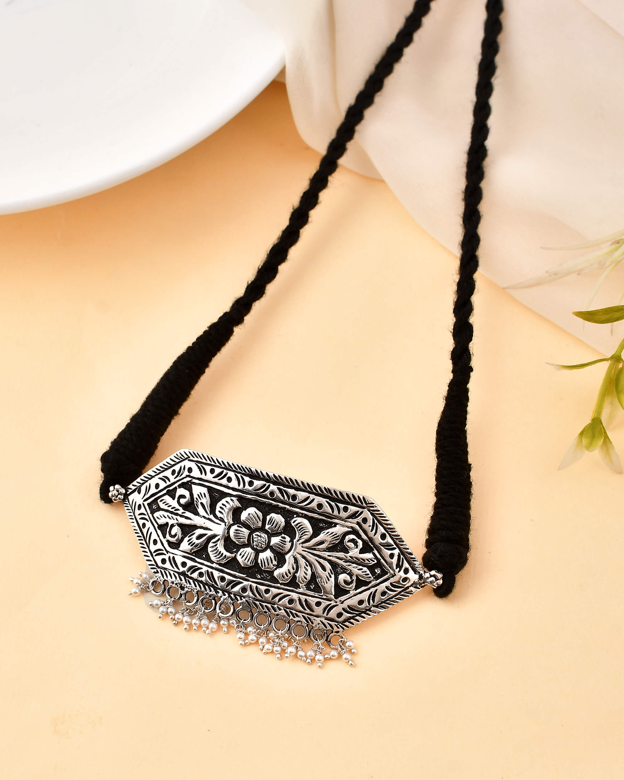 Suryamukh silver chitai necklace - Image 3