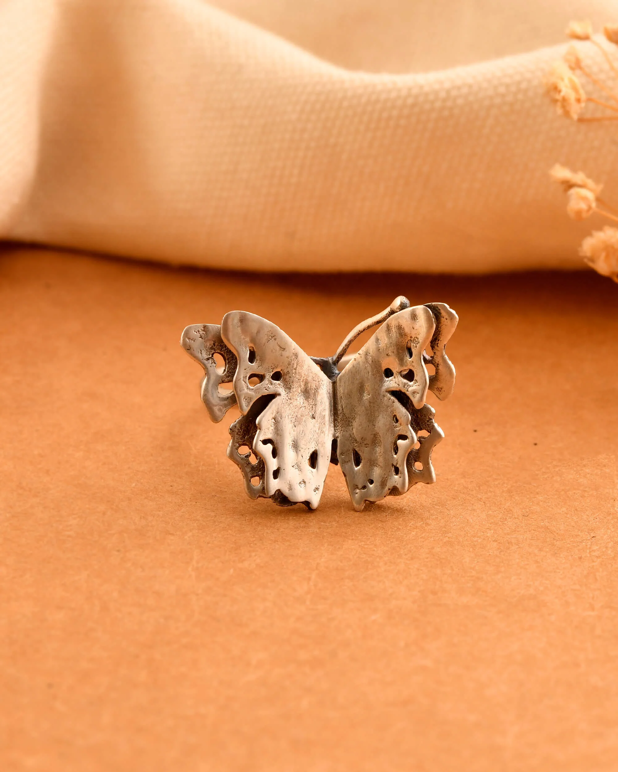 Titli Grace Ring