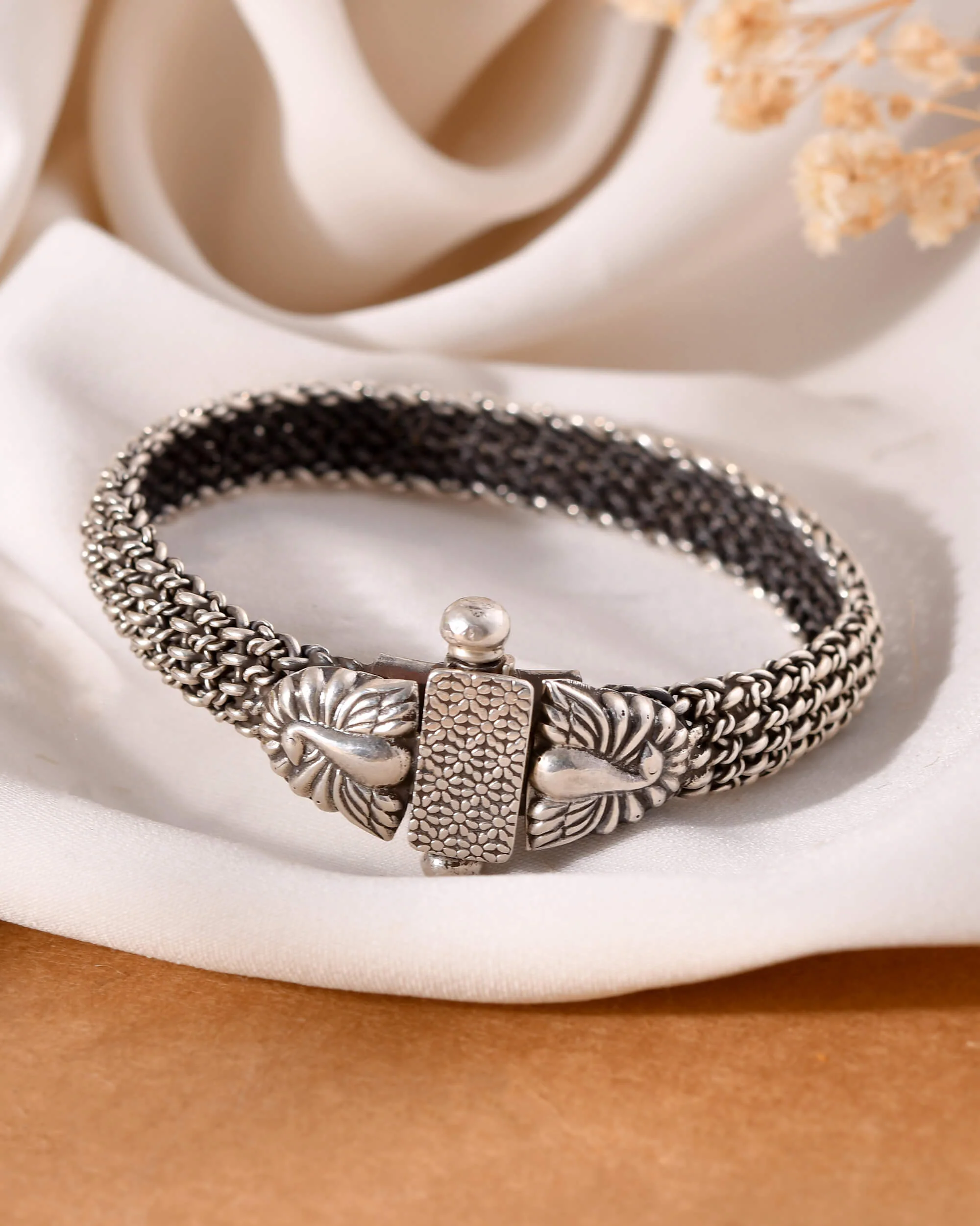 Zari Silver Bangle